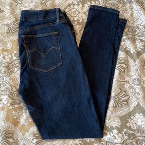 Levi’s legging jeans size 29”/8 length 30” Dark wash